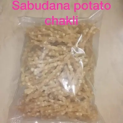 Sabudana Potato Chakli with Adrak & Green Chilli